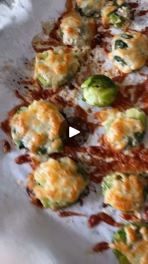 Smashed Brussel Sprouts, Healthy Breakfast Snacks, No Cook Appetizers, Sprout Recipes, Rabbit Food, Keto Cooking, Healthy Veggies, Garlic Parmesan, Low Carb Keto Recipes