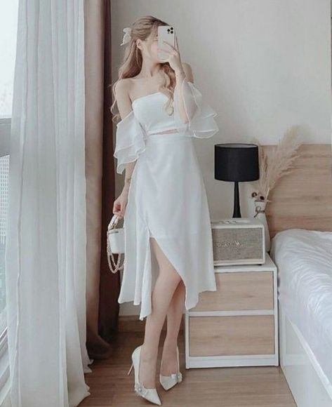 Fancy Short Dresses, Simple Frocks, Evening Mini Dresses, Korean Fashion Dress, Classy Fashion, Fairytale Dress, Easy Trendy Outfits, Fashion Dresses Casual, Glam Dresses