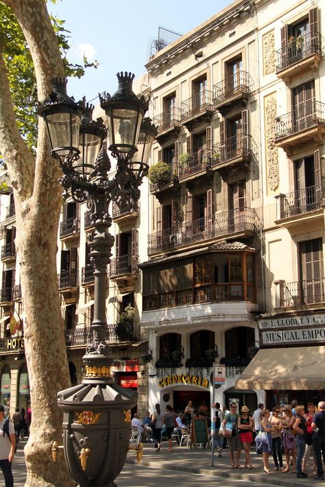 La Ramblas Barcelona, Theatre Architecture, Barcelona Streets, Barcelona Aesthetic, Barcelona Spain Travel, Spain Aesthetic, Barcelona City, Barcelona Travel, 2024 Vision