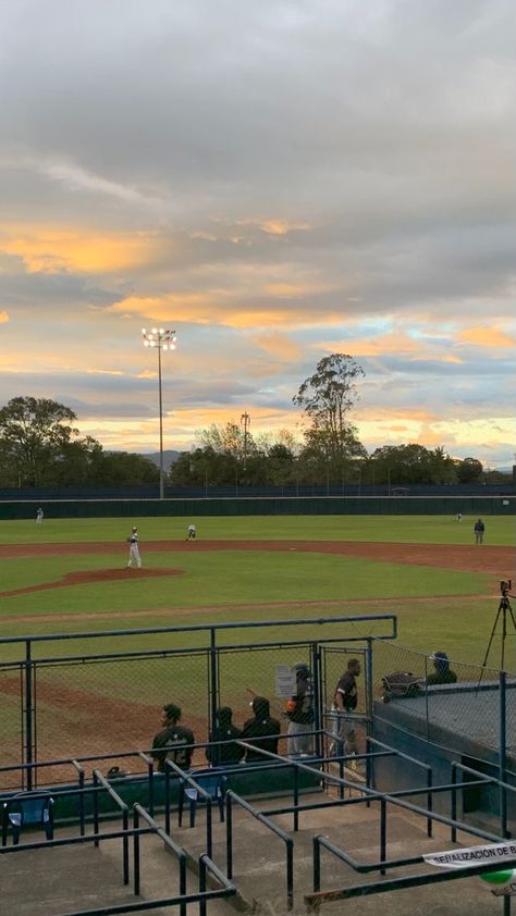 Sports Core Aesthetic, Aesthetic Baseball Pictures, Baseball High School, Aesthetic Baseball Wallpaper, High School Baseball Aesthetic, Baseball Instagram Pictures, Baseball Instagram Story, Baseball Aesthetic Boy, Baseball Field Aesthetic