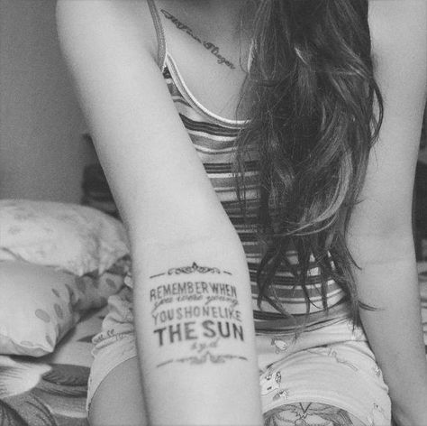 Remember when you when young, you shone like the sun. Pink Floyd Tattoo, Lyric Tattoos, When You Were Young, Music Tattoos, Tattoo Placement, Skin Art, Love Tattoos, Pretty Tattoos, Body Mods