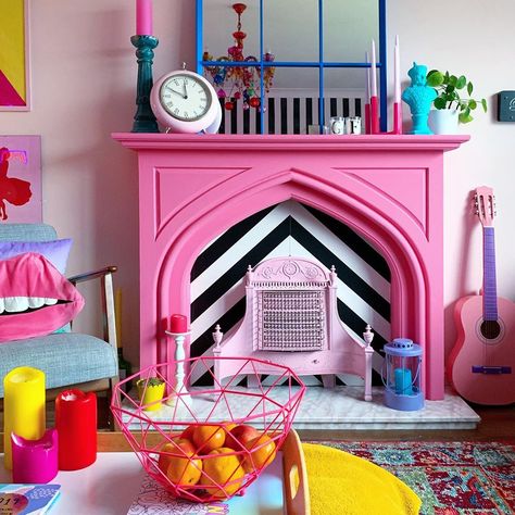 Rachael on Instagram: “What do you think to my newest fireplace upcycle? Using @crownpaintsuk and @makeitrustoleum wax?  Isn’t it funny how our styles change so…” Quirky Living Room, Hot Pink Throw Pillows, Minimalist Fireplace, Modern Living Room Decor Ideas, Bold Tile, Monochromatic Room, I Have An Idea, Vintage Fireplace, Modern Living Room Decor