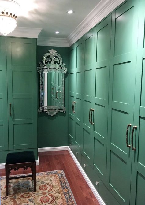 Green with envy: Gorgeous PAX walk through closet - IKEA Hackers Dressing Pax Ikea, Dressing Pax, Ikea Closet Hack, Lowes Paint, Walk Through Closet, Ikea Closet, Ikea Pax Wardrobe, Closet Hacks, Pax Wardrobe