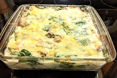 Cheesy Crabmeat Casserole Recipe With Vegetables Is Addictive & So Easy to Make | Seafood | 30Seconds Food Crabmeat Casserole, Crab Casserole, Recipe With Vegetables, Crab Recipe, Chinese Buffet, Meat Casserole, Crab Recipes, Easy Casserole Recipes, Easy Casserole