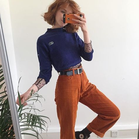 Moda Ulzzang, Mode Teenager, Womens Clothing Websites, Old School Fashion, Orange Pants, Hipster Outfits, Stil Inspiration, Vintage Mode, Hipster Fashion