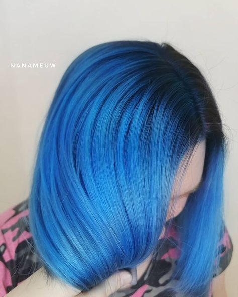 Blue Hair With Black, Blue Shadow Root, Blue Hair Dark, Bright Blue Hair, Blue Black Hair Color, Blue Grey Hair, Blue Black Hair, Hair Shadow, Simple Bridesmaid Hair