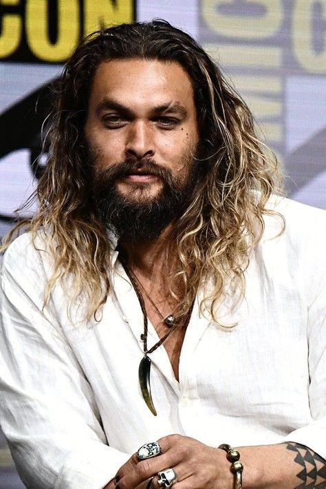 HAPPY 41st BIRTHDAY to JASON MOMOA!!      8/1/20  Born Joseph Jason Namakaeha Momoa, American actor and model. He is best known for portraying Arthur Curry / Aquaman in the DC Extended Universe films Batman v Superman: Dawn of Justice (2016), Justice League (2017), and Aquaman (2018). Aquaman Actor, Happy 41st Birthday, Aquaman 2018, Justice League 2017, Arthur Curry, Jason Momoa Aquaman, Batman V Superman Dawn Of Justice, Superman Dawn Of Justice, 41st Birthday