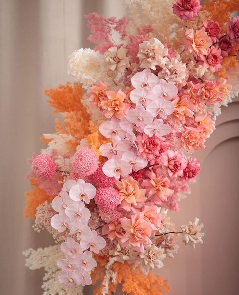 Floral Backdrop Wedding, Coral Wedding Colors, Pink Flower Arrangements, Event Stylist, Lights Wedding Decor, Wedding Backdrop Design, Wedding Backdrop Decorations, Wedding Inspiration Summer, Coral Wedding