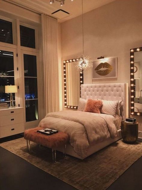 48 Trendy Girls Bedroom Ideas That Dream Space Teenagers | Home Design And Interior Simple Bedroom Ideas For Small Rooms, Aveeno Lotion, Bilik Perempuan, Small Apartment Room, Reka Bentuk Dalaman, Teenage Room Decor, Bilik Idaman, Diy Simple, Girl Bedroom Designs