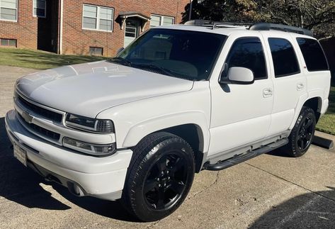 Chevy Tahoe Interior Ideas, Chevy Tahoe Interior, Tahoe Interior, Chevy Tahoe Z71, 2014 Tahoe, Tahoe Z71, 20 Inch Rims, Lifted Chevy, Chevy Tahoe