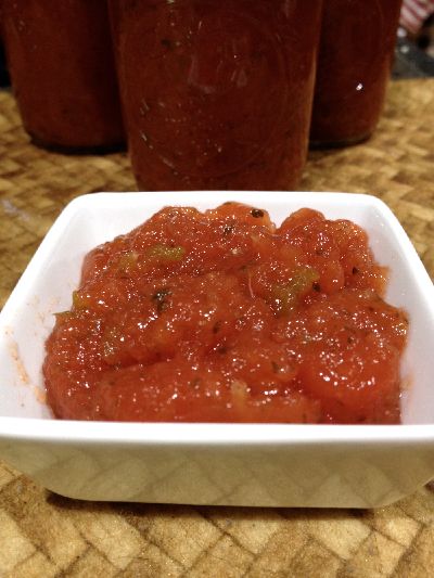 Spicy Watermelon Jam #eatmorewatermelon Jalapeno Jelly Recipes, Watermelon Jam, Spicy Watermelon, Canning Jam Recipes, Watermelon Jelly, Wings Chicken, Jalapeno Jam, Hot Pepper Jelly, Canning Jam