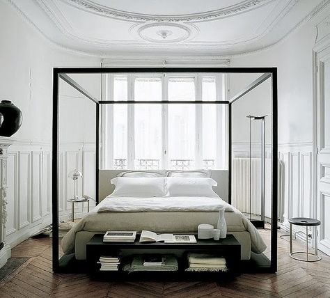 Modern Canopy Bed, Wood Canopy Bed, Bedroom Design Modern, Canopy Bed Frame, Bed Design Modern, Four Poster Bed, Black Bedroom, Four Poster, Trendy Bedroom