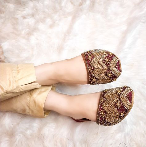 * Maroon base with gold embellishments on flat shoes. * Cushioned Insole. * Leather Out sole. * Easy and comfortable to wear. * Perfect for every occasion. * Best in quality. * Handmade. Ramadan Collection, Women Ballet Flats, Gold Embellishment, Womens Ballet Flats, Flat Shoes, Slip Ons, Womens Flats, Flat Shoes Women, Ramadan