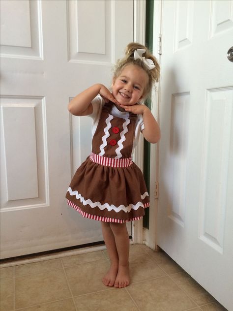 Gingerbread Outfit, Gingerbread Man Costumes, Gingerbread Apron, Cozy Colors, Fall Nail Ideas, Gingerbread Diy, Christmas Cottage, Elf Clothes, Girl Birthday Themes