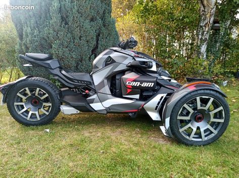 Can Am Ryker 900 Custom, Can Am Ryker, Can Am Spyder, Reverse Trike, Trike Motorcycle, Bike Pics, Atv Quad, Atv Quads, 3rd Wheel