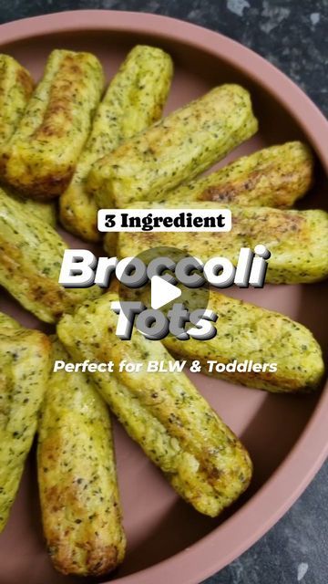 Ayesha Patel • Toddler/BLW Recipes & Meals 💕 on Instagram: "📣 Another Super Easy *egg-free* BLW Staple! ⬇️ 🥦 3 INGREDIENT BROCCOLI TOTS 🥦  Ingredients: 🥔2.5 cups potatoes 🥦2 cups broccoli 🧀Big handful of cheese   - Boil/steam your potatoes & broccoli until soft - Place in a bowl and mash together - Add cheese and seasoning: I used salt, pepper & garlic (omit salt for under 1s) - Roll into desired shaped 'tots', place on a lined baking tray & spray with some olive oil - Bake for 20mins in a preheated 180° oven  💡 Great way to get that extra bit of veg in!  💡 So handy on busy days!   ❄️ Fridge 2/3 days // Freezer up to 3 months   🩷 Follow @what_amara_eats for more easy recipes and meal ideas  xx" Egg Free Broccoli Tots, Freezer Friendly Blw Recipes, Sweet Patato, Broccoli Tots, Blw Recipes, Potatoes Broccoli, Potato Tots, Egg Bites, Easy Eggs