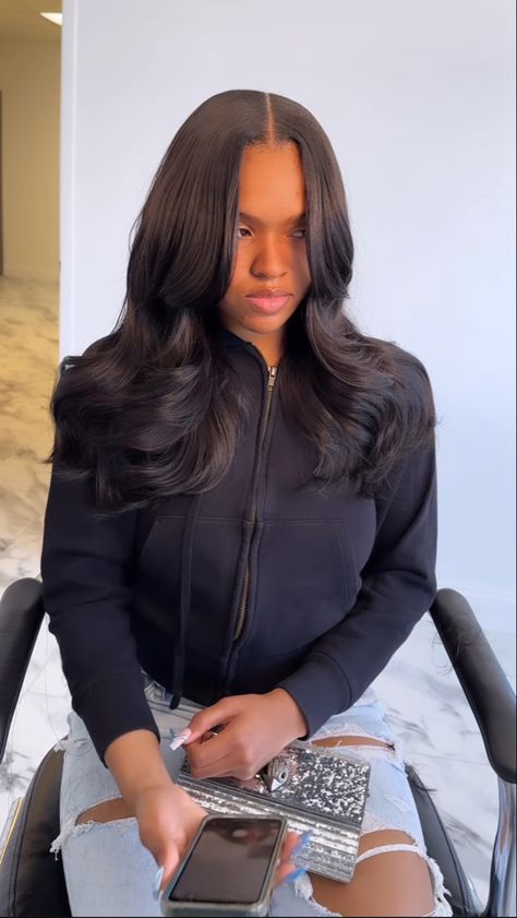 Middle Part Closure Sew In Straight, Sew In With Minimal Leave Out, Middle Part Wig With Layers, Layered Hair Middle Part, Traditional Sew In Weave Middle Part, Sew In Leave Out Middle Part, Middle Part Sew In With Layers, Short Curly Middle Part, Jasmines Aesthetic