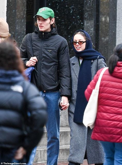 Olivia Rodrigo holds hands with British beau Louis Partridge in NYC... after romantic Catskills getaway | Daily Mail Online Oliva Rodrigo Louis Partridge, Enola Holmes 2, Liv Rodrigo, Prada Jacket, Louis Partridge, Model Ideas, Mexican Girl, Enola Holmes, Partridge