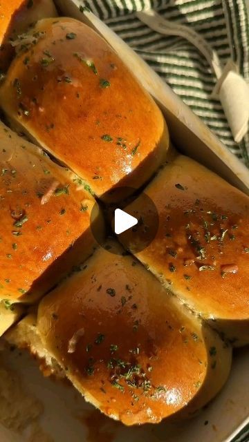 Sweet 'n Steamy on Instagram: "Cheesy Butter Chicken Bread rolls by @dublinfooddirectory Repost • @dublinfooddirectory Episode 1: Of our new Ramadan series called ‘What’s for Iftar’ where we show you 10 MUST TRY recipes for this ramadan. We’re starting off with our cheesy butter chicken bread rolls ‼️Full recipe and instructions pinned in comments. -Recipe- Buns Dough: 2 eggs 35g (2 tbsp) sugar 580g (4 cups) bread flour 10g (2 teaspoons) kosher salt 40g (3 tbsp) softened unsalted butter 100g (1/2 cups) whole milk 7g (2 teaspoons) instant yeast Tangzhong: 120g (1/2 cup) whole milk 120g (1/2 cup) water 40g (1/4 cup) bread flour 1-2 eggs (to egg wash your buns before placing in the oven) Butter Chicken: 2 tosp oil 1 large onion 4 tbsp minced garlic 2 tbsp minced ginger 2 tosp paprika 3 Must Try Recipes, Ramadan Series, Chicken Bread, Indian Snacks, Egg Wash, Instant Yeast, Bread Flour, 2 Eggs, Whole Milk