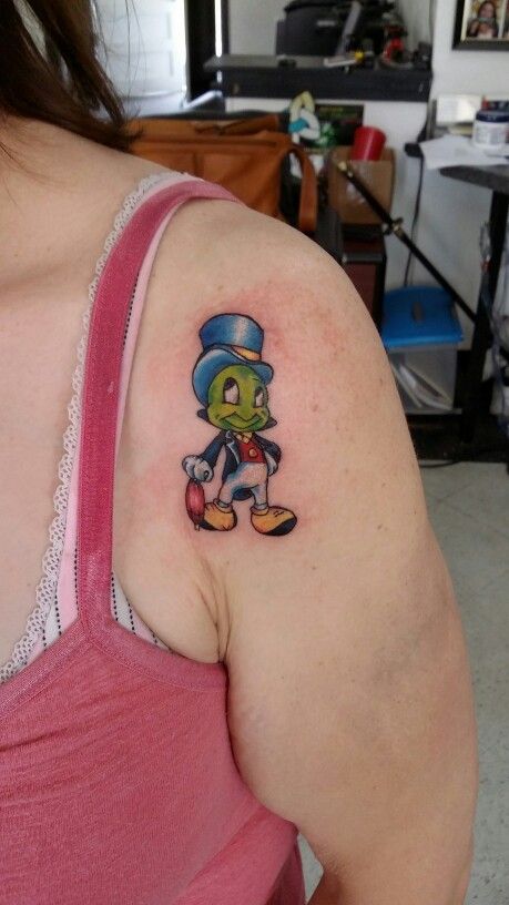 Jiminy cricket Jimmy Cricket Tattoo, Jimney Cricket Tattoo, Mulan Cricket Tattoo, Jiminy Cricket Tattoo, Jimmy Cricket Disney, Pinocchio And Jiminy Cricket, Mickey Mouse Tattoo, Mouse Tattoos, Jiminy Cricket