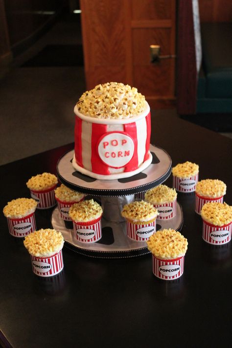 Movie Birthday Cake Ideas, Movie Theater Themed Cake, Movie Night Cupcakes, Movie Theater Birthday Cake, Movie Birthday Cakes, Movie Theater Birthday Party Ideas, Movie Cake Ideas, Movie Theater Birthday Party, Movie Theater Birthday