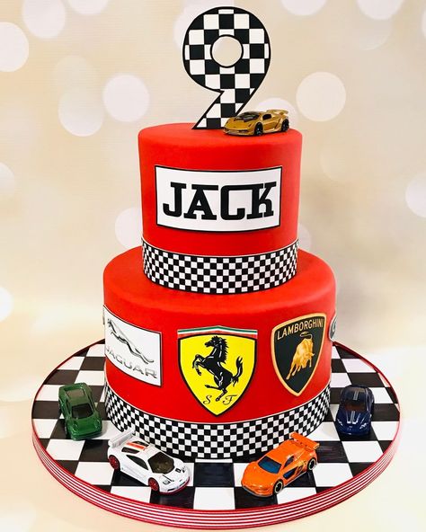 Lamborghini Birthday, Lamborghini Cake, Ferrari Cake, Ferrari Party, Birthday Party Ideas For Boys, Hot Wheels Party, Race Car Birthday Party, Cars Party, Race Car Birthday