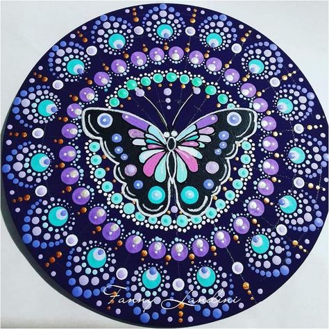 Mandela Rock Painting, Butterfly Mandala, Mandala Painted Rocks, Mandala Rock Art, Mandala Canvas, Mandala Design Pattern, Painted Rocks Craft, Mandala Art Lesson, Rock Painting Patterns