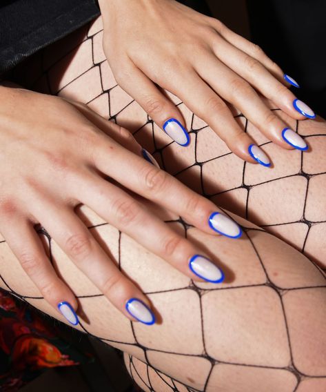 As seen at the Jeremy Scott show, these nails take serious precision. French Manicure Long Nails, Sns Nails Colors, Nagellack Trends, Cute Nails For Fall, Best Nail Art Designs, Fall Nail Art, Fall Nail, Funky Nails, Minimalist Nails