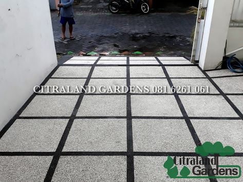 Carport Designs Floor, Carport Floor Stone, Car Porch Tiles Outdoor, Carport Flooring Ideas, Parking Area Tiles Design, Carport Floor Design, Carport Tiles, Carport Floor Ideas, Car Parking Design Home Tiles