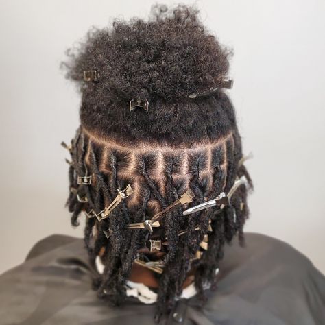 Instant Locs Short Hair, Instant Locs Natural Hair Short, Full Head Locs Men, Short Instant Locs, Instant Locs On Short Hair, Instant Starter Locs, Instant Locs Men, Instant Locs Natural Hair, Instant Dreads