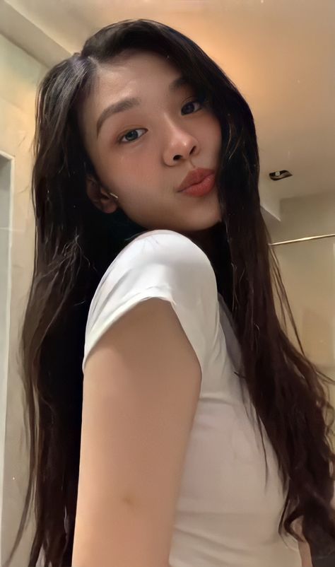 Bini Stacey Wallpaper Hd, Bini Members Pic Solo, Bini Stacey Girlfriend Material, Bini Stacey Selca, Bini Stacey Wallpaper, Bini Stacey Icon, Stacey Sevilleja, Bini Pics, Stacey Bini