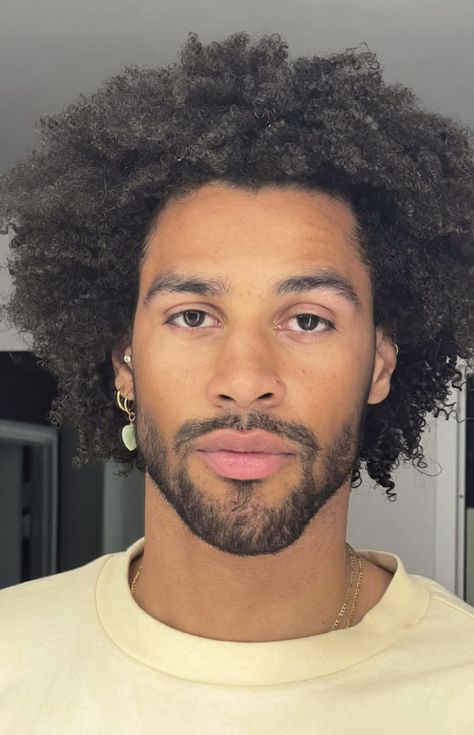 Bleached Hair Men, Black Hair Cuts, Men's Facial Hair, Natural Hair Diy, Mens Facial Hair Styles, Mens Hair Colour, Dark Skin Men, Black Men Hairstyles, Mens Braids Hairstyles