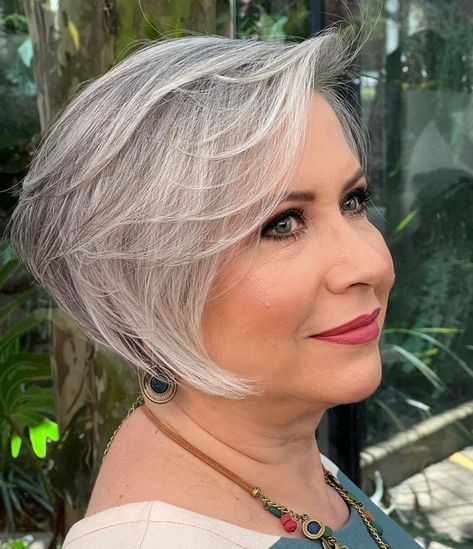 Side-Swept Inverted Bob with Stacked Layers Grey Human Hair Wigs, Grey Bob Hairstyles, Crop Haircut, Low Maintenance Haircut, Straight Wigs, Natural Wavy Hair, Haircut For Older Women, Haircuts For Fine Hair, Haircuts For Women