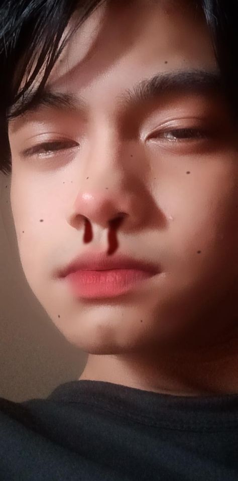 #nosebleed #nose #aesthetic #blood #alt #black #ulzzang Nosebleeds Aesthetic, Nose Bleeds Aesthetic, Black Ulzzang, Nose Aesthetic, Broken Nose, Nose Makeup, Nose Bleeds, Art Major, Jazz Artists