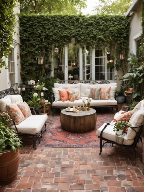 50 Vintage Patio Inspirations for a Timeless Backyard Look - Peak Patio Life Dark Brown Wicker Patio Furniture Ideas, Front Of House Patio, European Style Backyard, Outdoor Lounge Ideas, Courtyard Decor, Country Patio, Pool Makeover, Victorian Conservatory, Mediterranean Patio