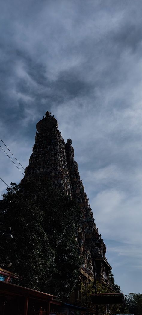 Madurai Aesthetic, Meenakshi Amman Temple, Meenakshi Temple, Attitude Quotes For Boys, Kanyakumari, Character Board, Indian Temple, Insta Ideas, Madurai