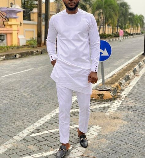 Native Wears For Men, African Male Suits, Mens Traditional Wear, African Men Clothing, Men Kaftan, African Traditional Wear, African Suit, Native Wears, Nigerian Men Fashion