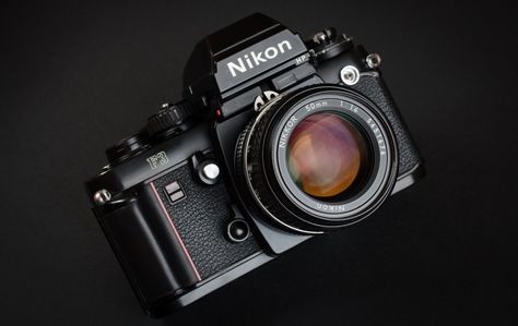 Cameras To Buy, Nikon Film Camera, Nikon D4, Nikon F3, Nikon Digital Camera, Vintage Lenses, Antique Cameras, Photo Gear, Classic Camera