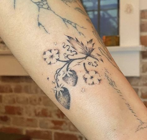 Whimsy Tattoo Ideas, Strawberry Vine Tattoo, Whimsy Tattoo, Whimsigoth Tattoo, Shading Tattoos, Ldr Tattoo, Romantic Tattoos, Strawberry Vine, Whimsical Tattoos