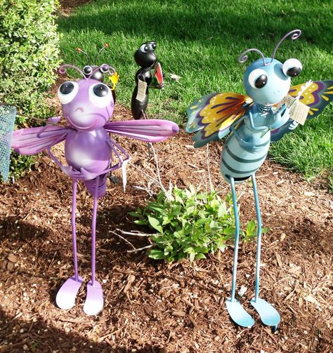 Busy Bug garden stakes at This & That Gifts, Frankfort, IL Fairy Garden Ideas For Kids, Garden Ideas For Kids, Garden Planters Diy, Outdoor Herb Garden, Fairy Garden Ideas, Plastic Bottle Flowers, Plastic Bottle Art, Diy Plastic Bottle, Upcycle Garden