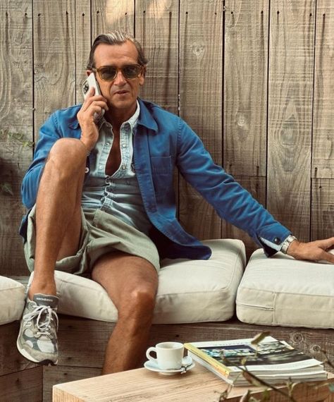 Gentleman Style Summer, Sprezzatura Style, Long Sleeve Shirt Outfits, Vacation Outfits Men, Style Girlfriend, New Balance Outfit, Mens Shorts Outfits, Mens Casual Outfits Summer, Fall Outfits Men