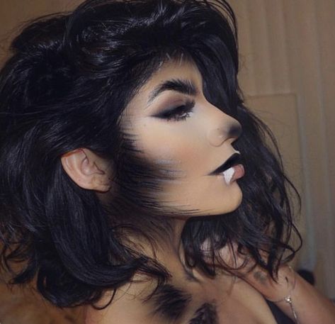 Halloween Makeup Ideas For Women, Werewolf Makeup, Wolf Makeup, Zombie Halloween Makeup, Makeup Zombie, Halloween Makeup Clown, Cute Halloween Makeup, Halloween Makeup Pretty, Diy Halloween Costumes For Women