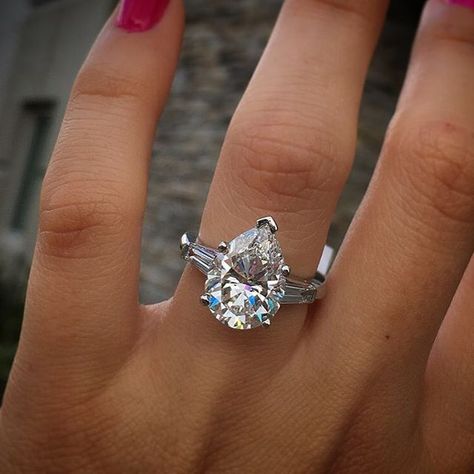 Top 10 Engagement Ring designs - Pear shaped diamond engagement ring Pear Shaped Diamond Engagement Rings, Pear Cut Diamond Ring, Top 10 Engagement Rings, Pear Cut Diamond, Pippa Middleton, Silver Wedding Rings, Stone Engagement, Pear Shaped Diamond, Pear Diamond