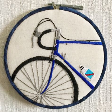 Embroidery Cycle Designs, Bike Embroidery, Cross Stitch Bike, Bicycle Embroidery, Mountain Bike Embroidery, Bicycle Applique Pattern, Embroidery Bike Pattern, Bike Craft, Felt Pictures