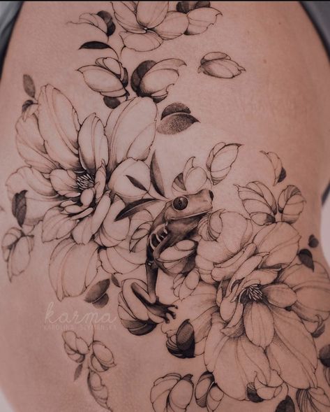 Flower And Frog Tattoo, Botanical Leg Sleeve, Goth Botanical, Feminine Neck Tattoos, Sketch Style Tattoos, Special Tattoos, Frog Tattoos, Shoulder Arm Tattoos, Floral Tattoo Sleeve