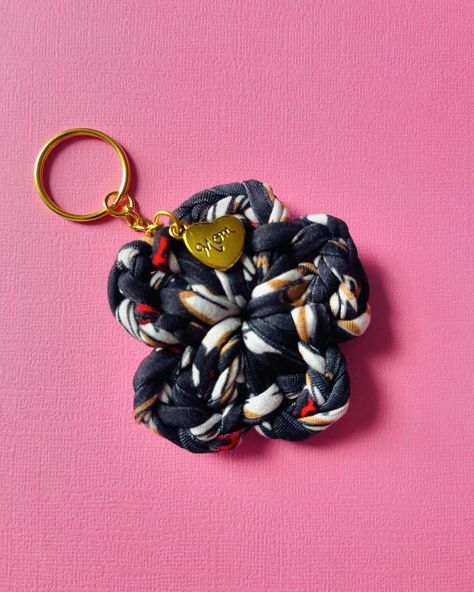 Explore these enchanting crochet flower 🌺keychains featuring a ‘mom’ pendant, now available for purchase on ETSY, just in time for Mother’s Day. Don’t miss the chance to show your appreciation with these heartfelt gifts!🗝️#crochetfabric #crochetkeychains #mothersday #mothersdaygift #mothersdaygiftideas #crochetflowers #mothersdaysale #clovercraft Clover Craft, Tshirt Yarn, Mom Pendant, Mothersday Gifts, Crochet Flower, Heartfelt Gifts, Just In Time, Crochet Flowers, In Time