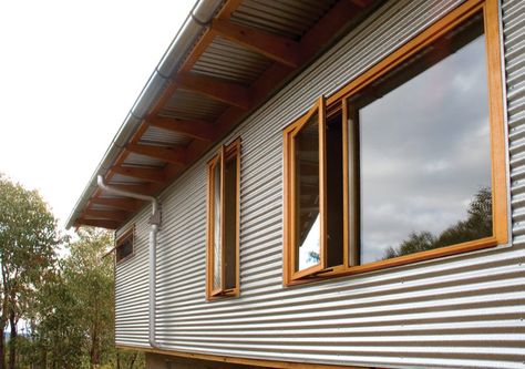 Baker House – Lifehouse Design Colorbond House, Mabati House, Corrugated Metal Siding, Corrugated Iron, Tin House, House Cladding, Shed Home, Rustic Exterior, Metal Siding