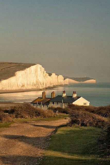 Delta Dawn, District 4, White Cliffs, Irish Countryside, East Sussex, English Countryside, Pretty Places, Beautiful World, Wonders Of The World