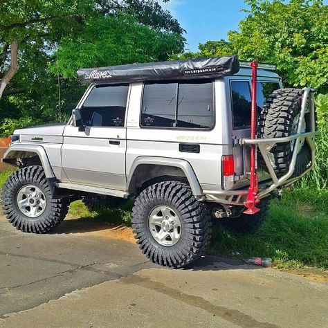 Toyota #Fzj71 Offroad Vehicle, Land Cruiser 70 Series, Off Road Camping, International Scout, Toyota 4x4, Toyota 4, Suzuki Samurai, Overland Vehicles, Nissan Xterra