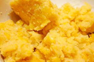 Im so happy i found this!!! Sweet Corn Pudding (Chevys restaurant recipe) Tomalito Recipe, Mexican Sweet Corn, Mexican Corn Cakes, Gf Sides, Sweet Corn Pudding, Sweet Corn Cakes, Mexican Side Dishes, Corn Pudding, Corn Cakes